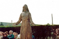 Statua “Suor Pura”